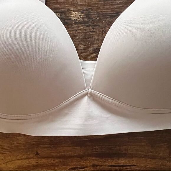 Nautica Light Purple Wire Free Lightly Padded Smooth Bra Size 34C - Picture 3 of 6